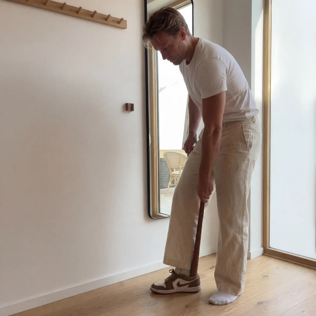 Trähorn™ – Magnetiskt Skohorn i Massivt Trä