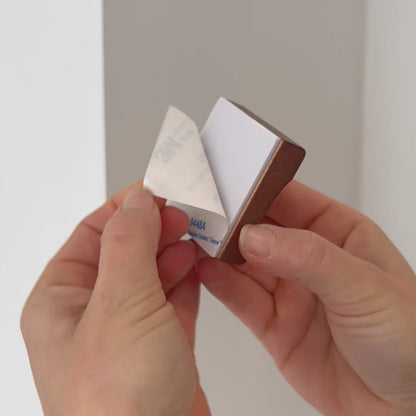 Trähorn™ – Magnetiskt Skohorn i Massivt Trä